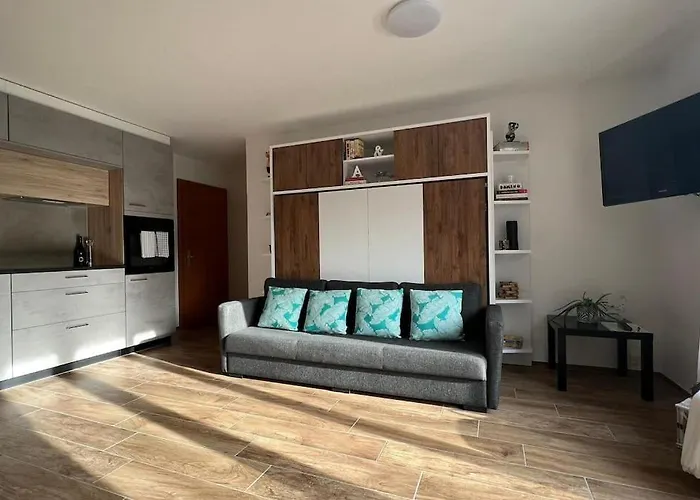 New: Appartement Refait A Neuf Avec Vue!