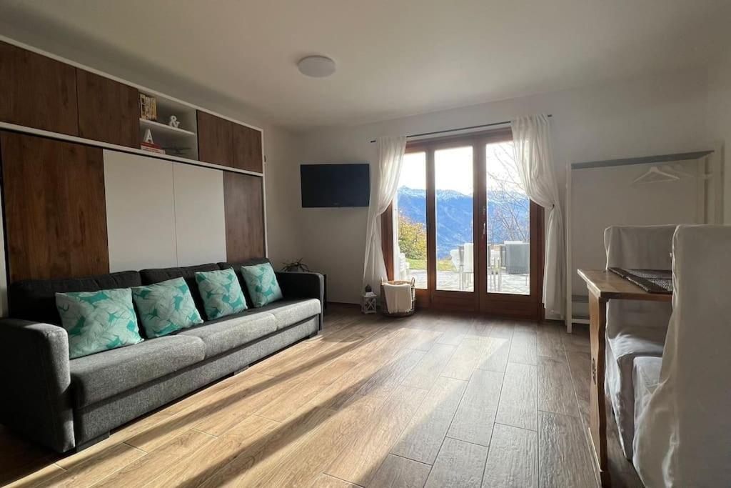 Apartment New: Refait A Neuf Avec Vue!