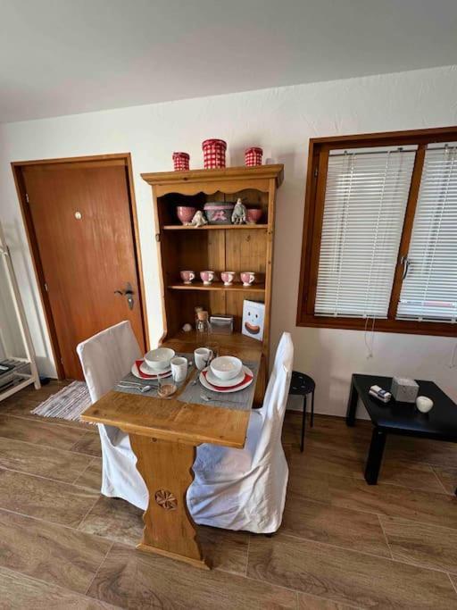 New: Refait A Neuf Avec Vue! Apartment